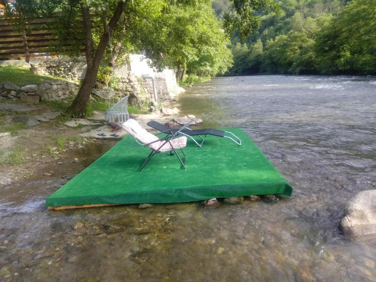 יאיצי Cottage Auto Camp Vinac מראה חיצוני תמונה