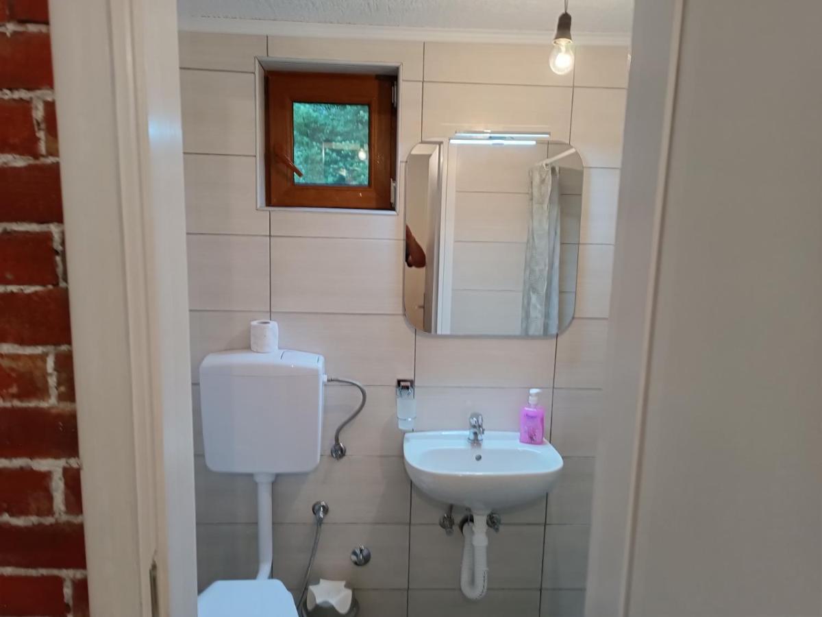 יאיצי Cottage Auto Camp Vinac מראה חיצוני תמונה