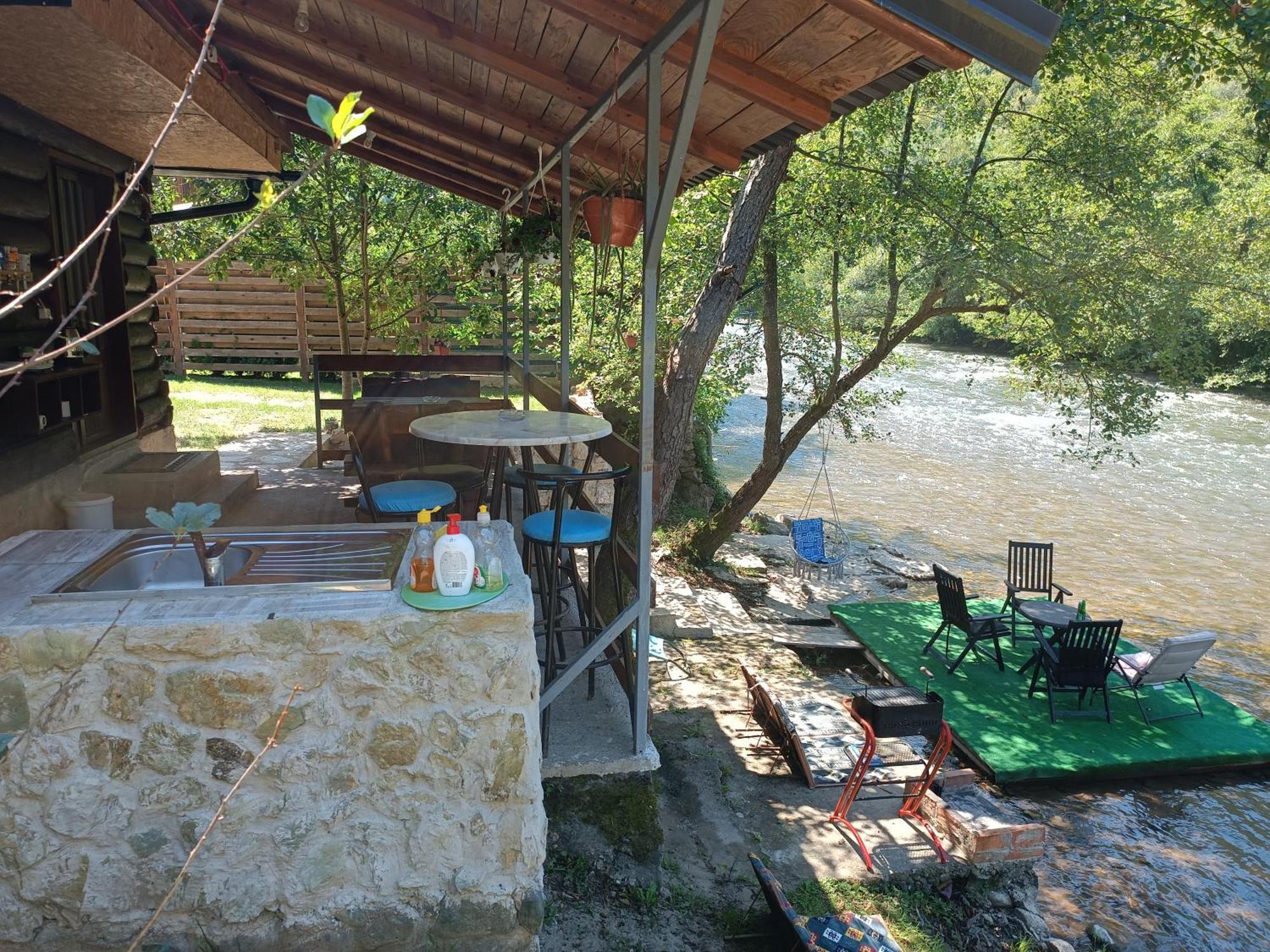 יאיצי Cottage Auto Camp Vinac מראה חיצוני תמונה